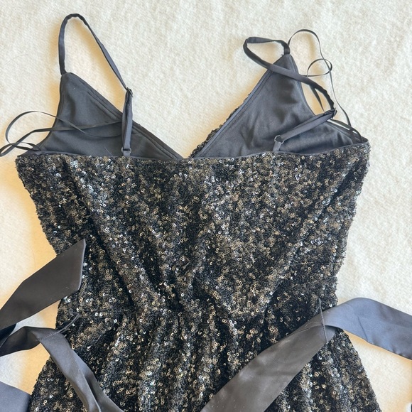 Express Sequin V-Neck Tie Waist Wide Leg Jumpsuit Size XS - Picture 10 of 11